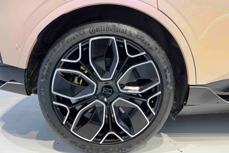 Used Avatr 11 2024 630 Rear-Wheel Drive Edition with Three Lasers Exterior 5