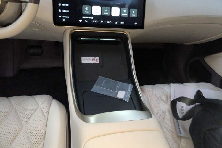 Used Avatr 11 2024 630 Rear-Wheel Drive Edition with Three Lasers Gear Lever
