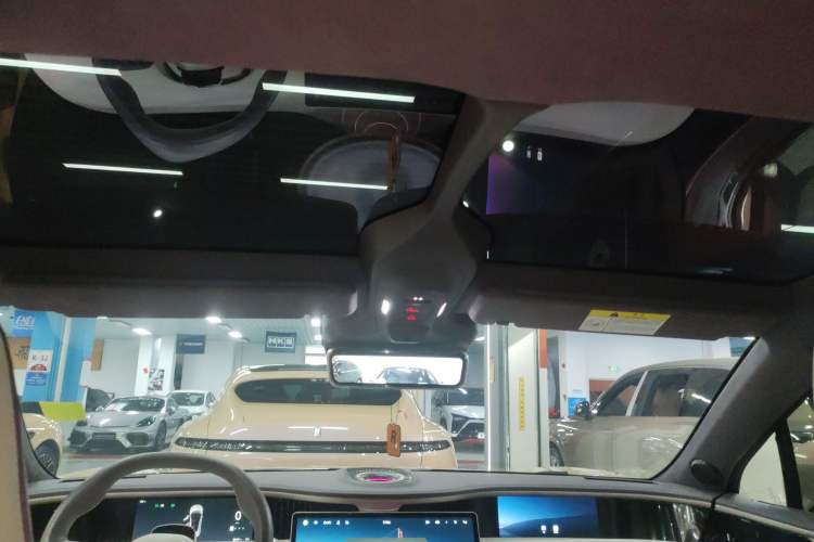 Used Avatr 11 2024 630 Rear-Wheel Drive Edition with Three Lasers Headliner