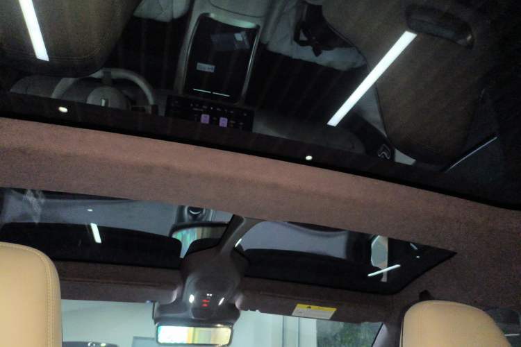 Used Avatr 11 2024 630 Rear-Wheel Drive Edition with Three Lasers Headliner