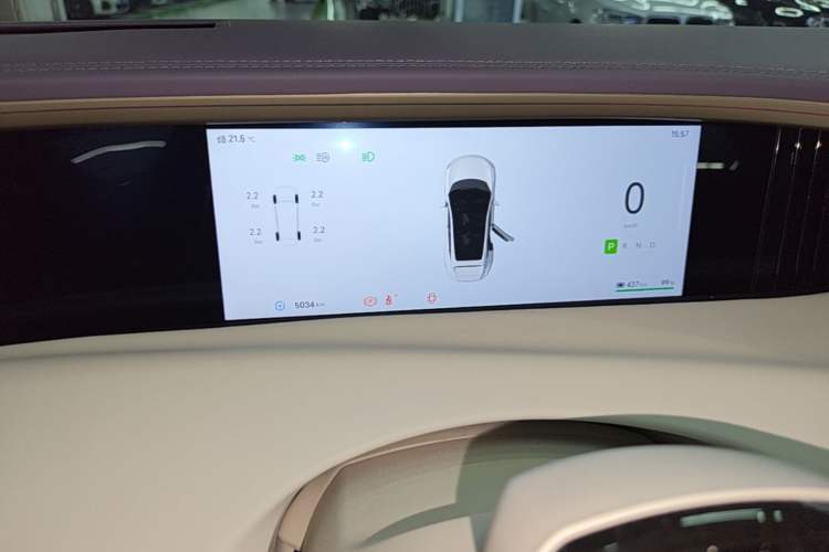 Used Avatr 11 2024 630 Rear-Wheel Drive Edition with Three Lasers Instrument Cluster