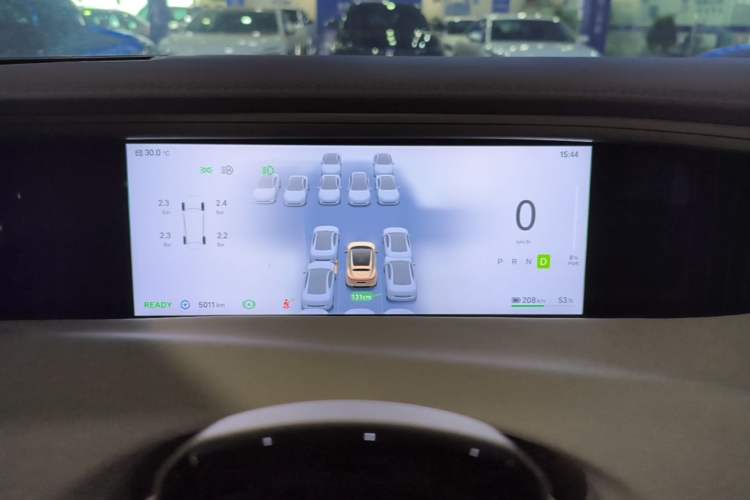 Used Avatr 11 2024 630 Rear-Wheel Drive Edition with Three Lasers Instrument Cluster