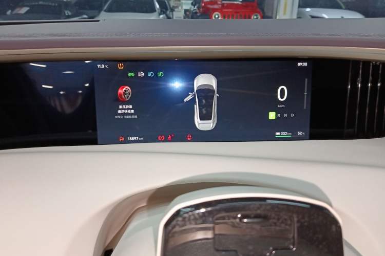 Used Avatr 11 2024 630 Rear-Wheel Drive Edition with Three Lasers Instrument Cluster