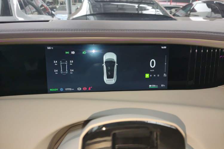 Used Avatr 11 2024 630 Rear-Wheel Drive Edition with Three Lasers Instrument Cluster