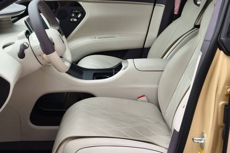 Used Avatr 11 2024 630 Rear-Wheel Drive Edition with Three Lasers Interior 1