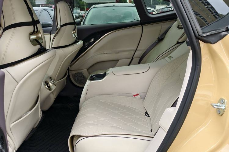 Used Avatr 11 2024 630 Rear-Wheel Drive Edition with Three Lasers Interior 2