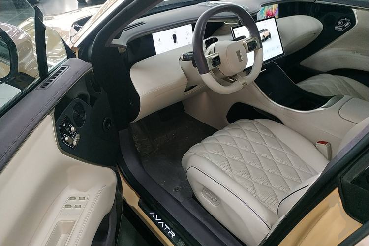 Used Avatr 11 2024 630 Rear-Wheel Drive Edition with Three Lasers Interior 3