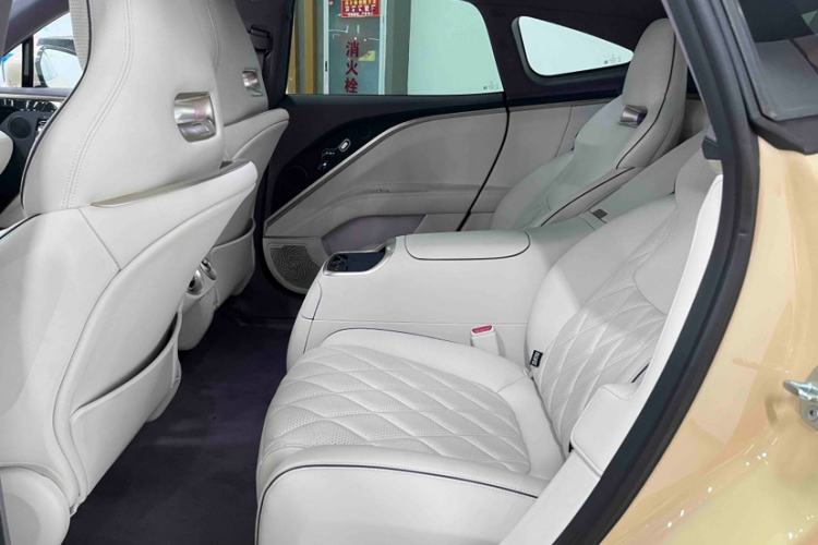 Used Avatr 11 2024 630 Rear-Wheel Drive Edition with Three Lasers Interior 3