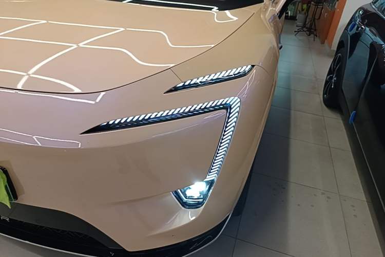 Used Avatr 11 2024 630 Rear-Wheel Drive Edition with Three Lasers Left Front Headlight