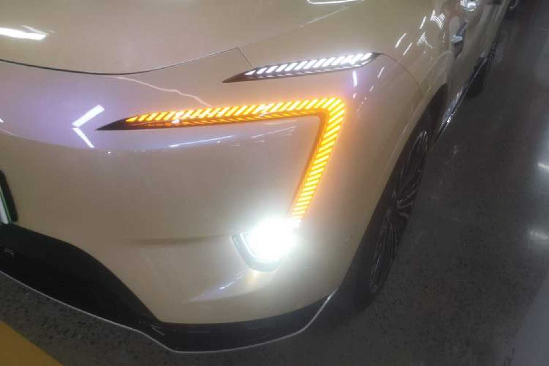 Used Avatr 11 2024 700 Three-Laser Four-Wheel Drive Recommended Version Left Front Headlight