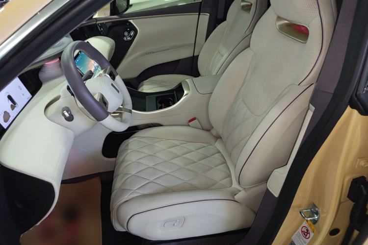 Used Avatr 11 2024 630 Rear-Wheel Drive Edition with Three Lasers Left Front Seat