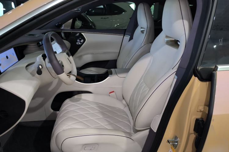 Used Avatr 11 2024 630 Rear-Wheel Drive Edition with Three Lasers Left Front Seat