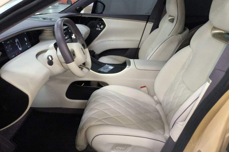 Used Avatr 11 2024 630 Rear-Wheel Drive Edition with Three Lasers Left Front Seat