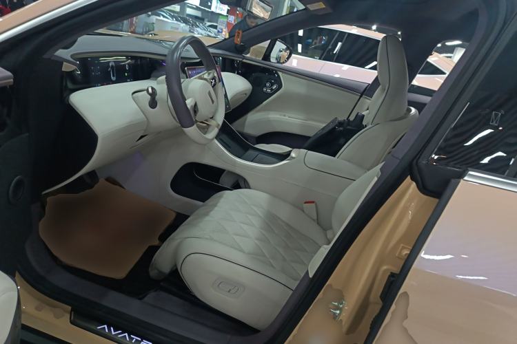 Used Avatr 11 2024 630 Rear-Wheel Drive Edition with Three Lasers Left Front Seat