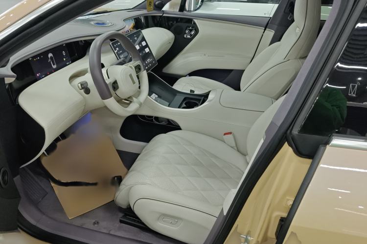 Used Avatr 11 2024 700 Three-Laser Four-Wheel Drive Recommended Version Left Front Seat
