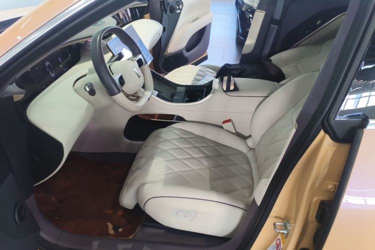 Used Avatr 11 2024 700 Three-Laser Four-Wheel Drive Recommended Version Left Front Seat