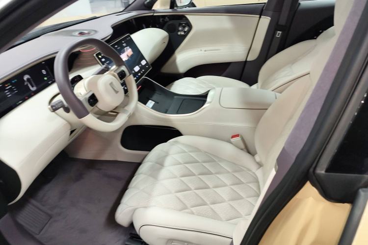 Used Avatr 11 2024 580 Three-Laser Four-Wheel Drive Luxury Edition Left Front Seat