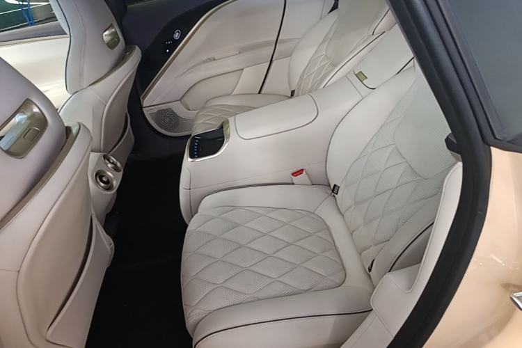 Used Avatr 11 2024 630 Rear-Wheel Drive Edition with Three Lasers Left Rear Seat