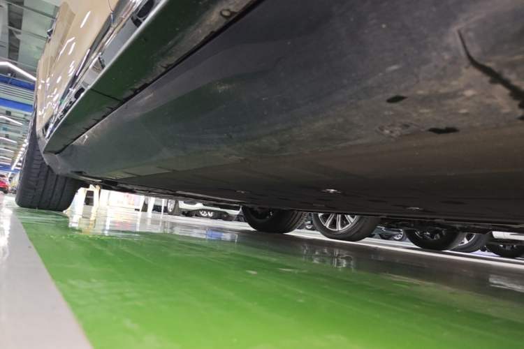 Used Avatr 11 2024 630 Rear-Wheel Drive Edition with Three Lasers Left Side Sill