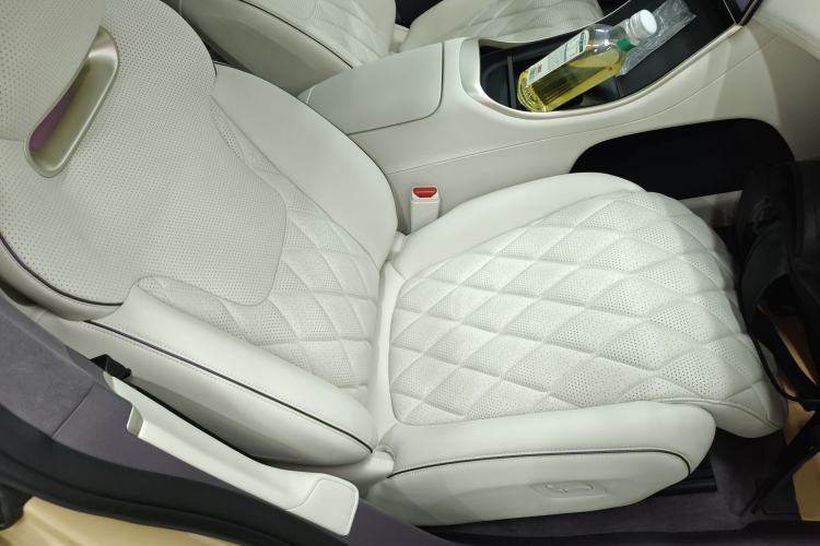 Used Avatr 11 2024 630 Rear-Wheel Drive Edition with Three Lasers Right Front Seat