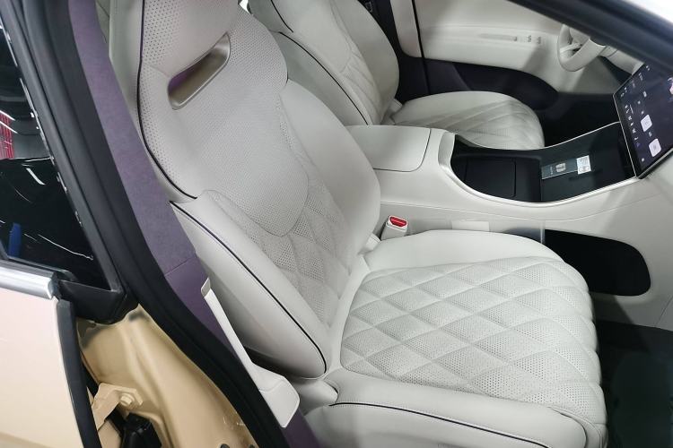 Used Avatr 11 2024 580 Three-Laser Four-Wheel Drive Luxury Edition Right Front Seat