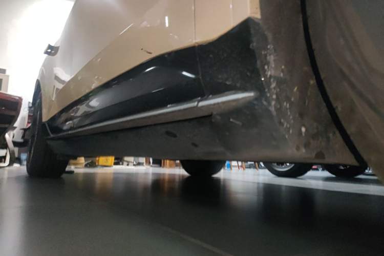 Used Avatr 11 2024 630 Rear-Wheel Drive Edition with Three Lasers Right Side Sill