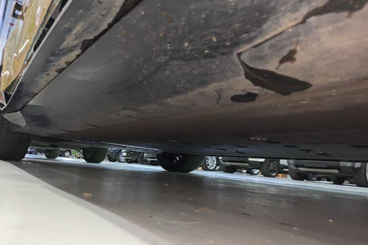 Used Avatr 11 2024 630 Rear-Wheel Drive Edition with Three Lasers Right Side Sill