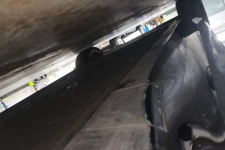 Used Avatr 11 2024 630 Rear-Wheel Drive Edition with Three Lasers Right Side Sill
