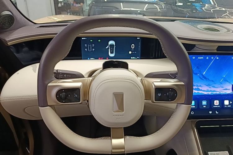 Used Avatr 11 2024 630 Rear-Wheel Drive Edition with Three Lasers Steering Wheel