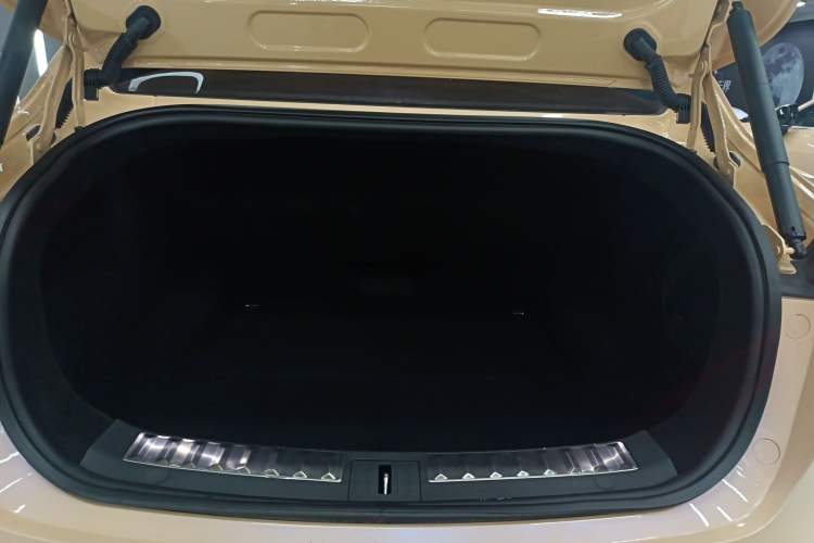 Used Avatr 11 2024 630 Rear-Wheel Drive Edition with Three Lasers Trunk