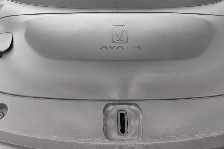 Used Avatr 11 2025 Year Updated Max Extended-Range Version Engine Bay