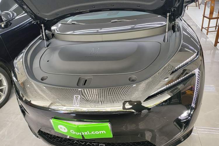 Used Avatr 11 2025 Ultra Extended-Range Edition Engine Bay