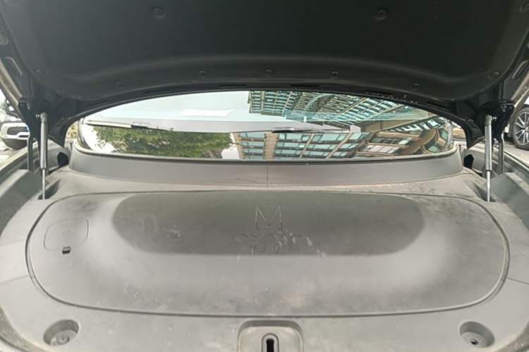 Used Avatr 11 2025 Ultra Extended-Range Edition Engine Bay