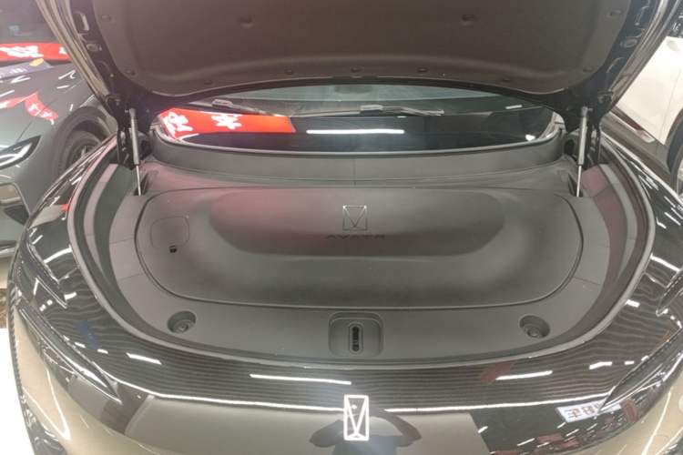 Used Avatr 11 2025 Ultra Extended-Range Edition Engine Bay
