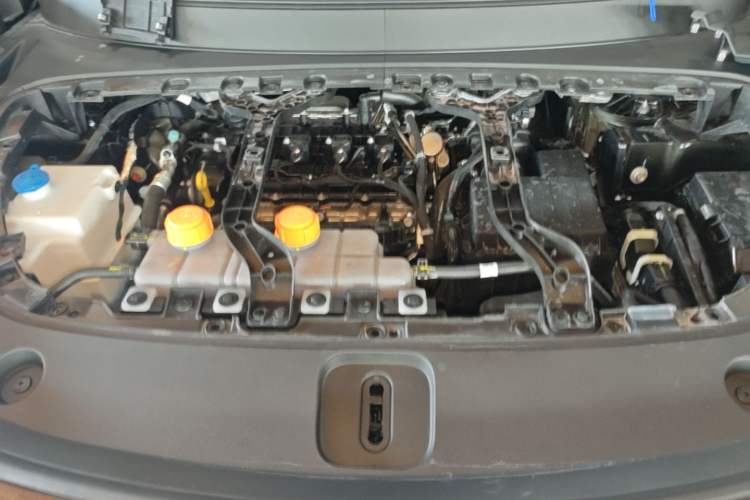 Used Avatr 11 2025 Year Updated Max Extended-Range Version Engine Bay