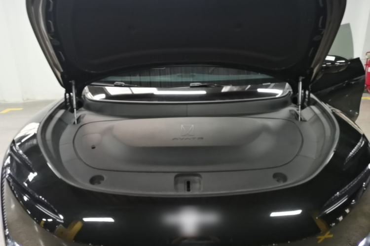 Used Avatr 11 2025 Ultra Extended-Range Edition Engine Bay