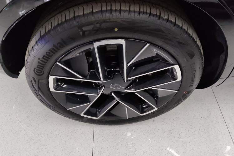 Used Avatr 11 2025 Ultra Extended-Range Edition Exterior 5