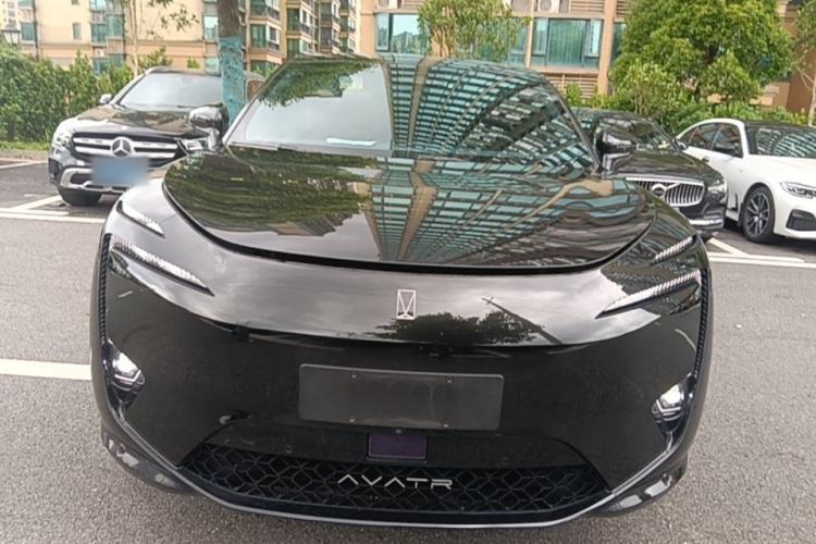 Used Avatr 11 2025 Ultra Extended-Range Edition Front