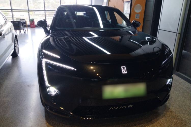 Used Avatr 11 2025 Ultra Extended-Range Edition Front