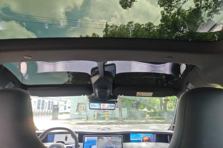 Used Avatr 11 2025 Ultra Extended-Range Edition Headliner