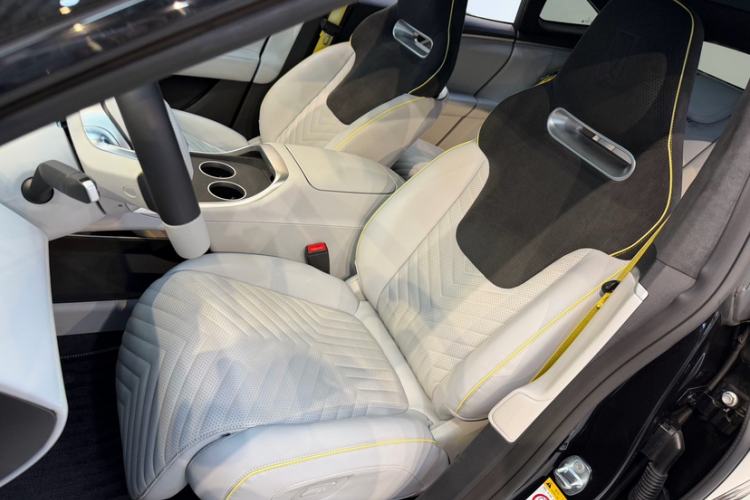 Used Avatr 11 2025 Max All-Electric Four-Wheel Drive Interior 1