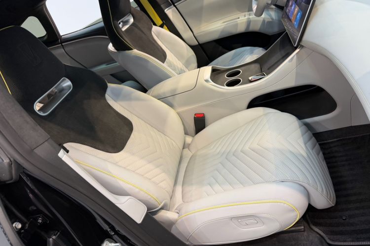 Used Avatr 11 2025 Max All-Electric Four-Wheel Drive Interior 2
