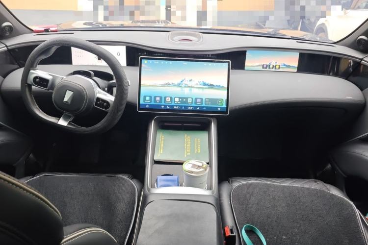 Used Avatr 11 2025 Ultra Extended-Range Edition Interior 2