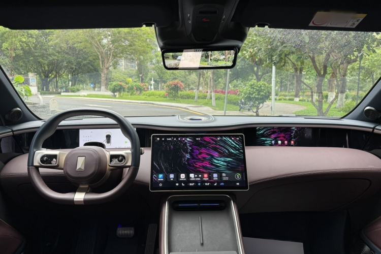 Used Avatr 11 2025 Ultra Extended-Range Edition Interior 3
