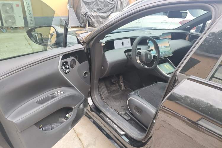 Used Avatr 11 2025 Ultra Extended-Range Edition Interior 3