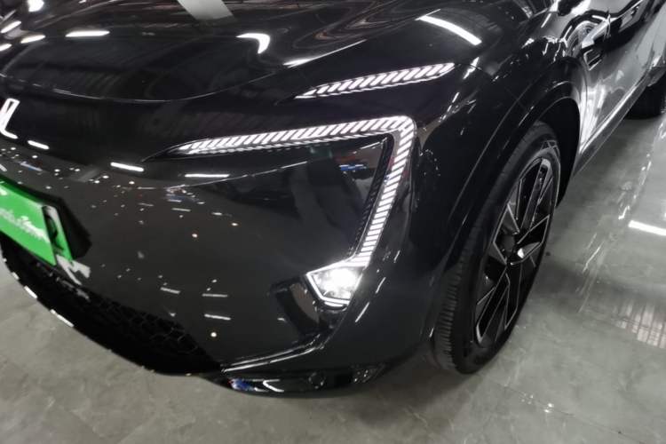 Used Avatr 11 2025 Ultra Extended-Range Edition Left Front Headlight