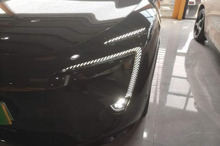 Used Avatr 11 2025 Year Updated Max Extended-Range Version Left Front Headlight