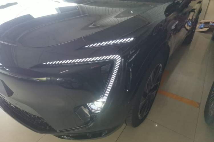 Used Avatr 11 2025 Max Pure Electric Edition Left Front Headlight