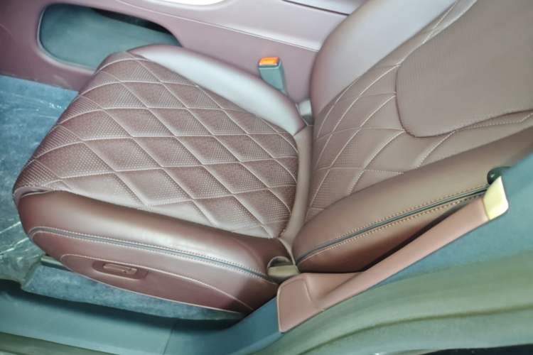Used Avatr 11 2025 Year Updated Max Extended-Range Version Left Front Seat