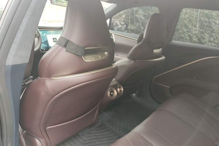 Used Avatr 11 2025 Year Updated Max Extended-Range Version Left Front Seat